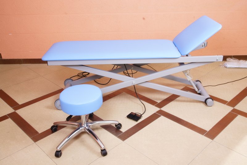 Кушетка смотровая медицинская электромеханическая 2-моторная
